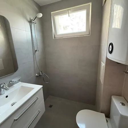 Marina Apartment Kavarna